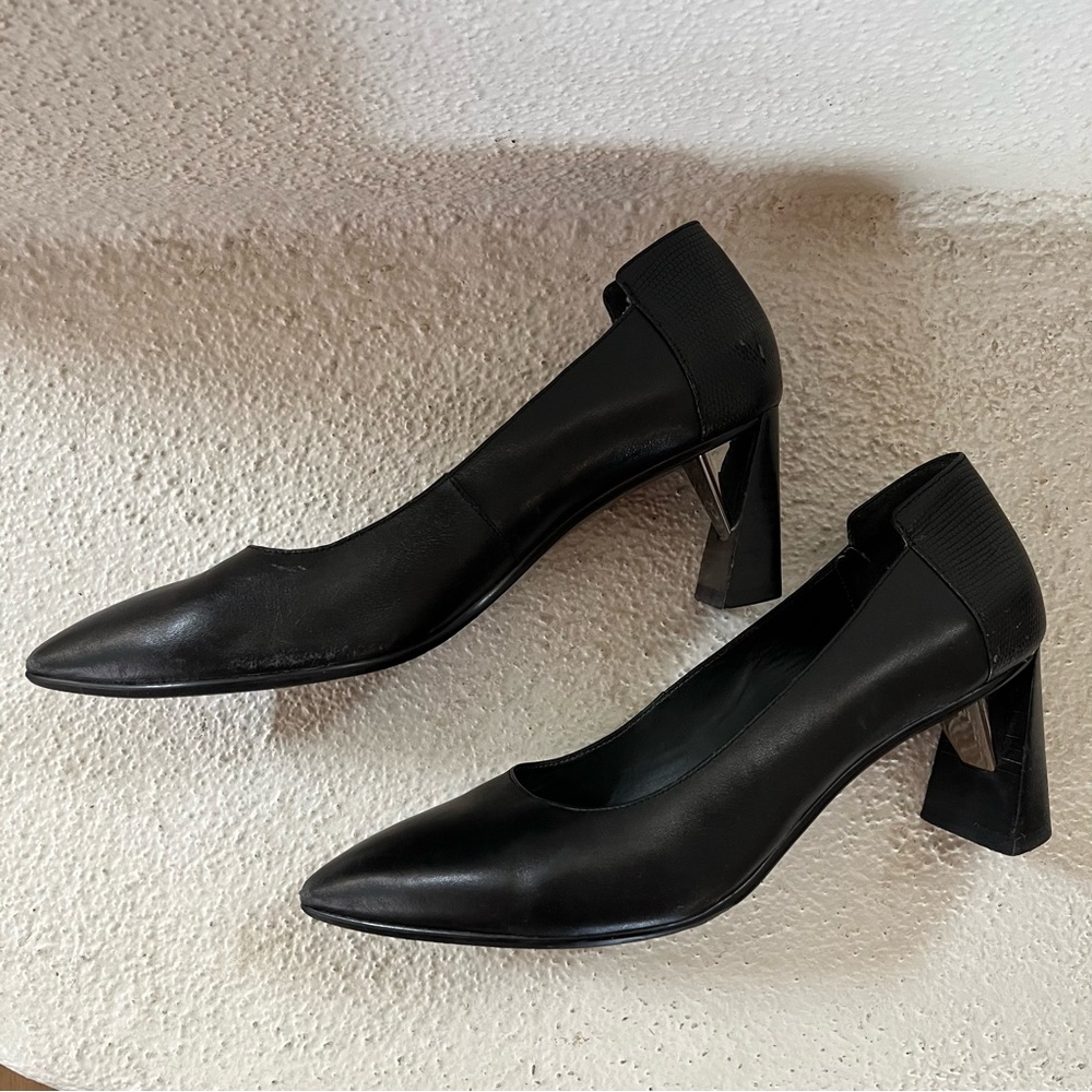 Modern minimalist heels